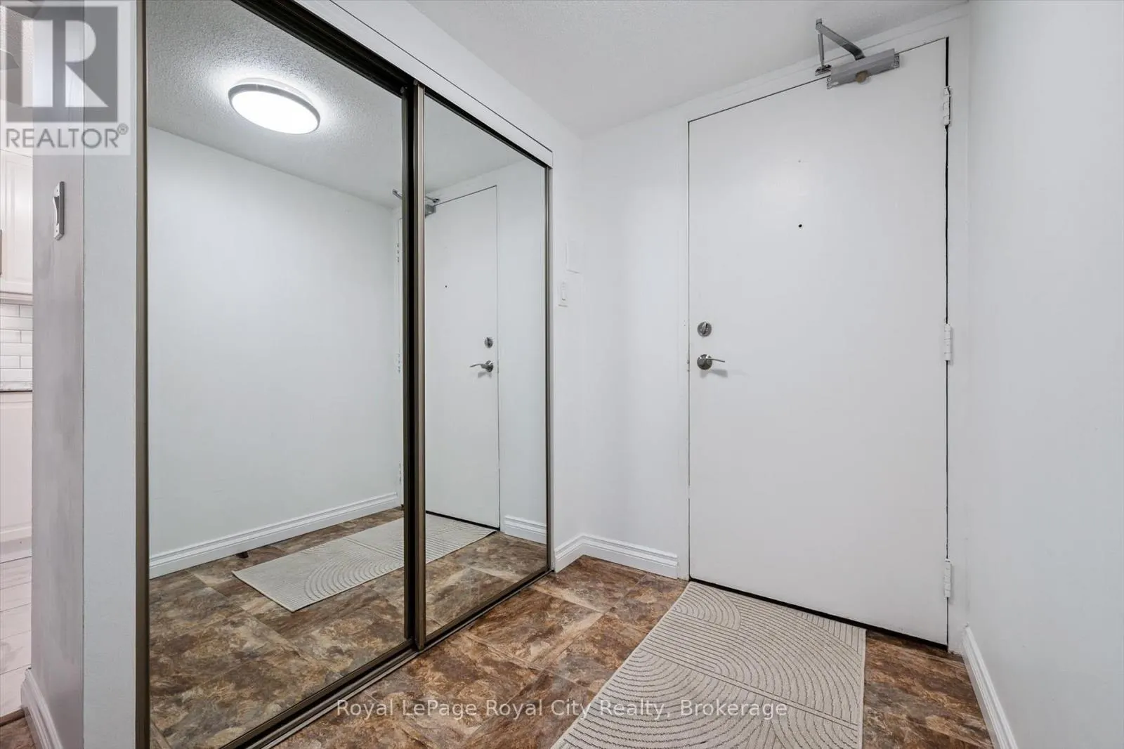 607 - 93 WESTWOOD ROAD #607