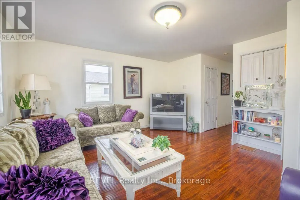 550 LAKESHORE ROAD