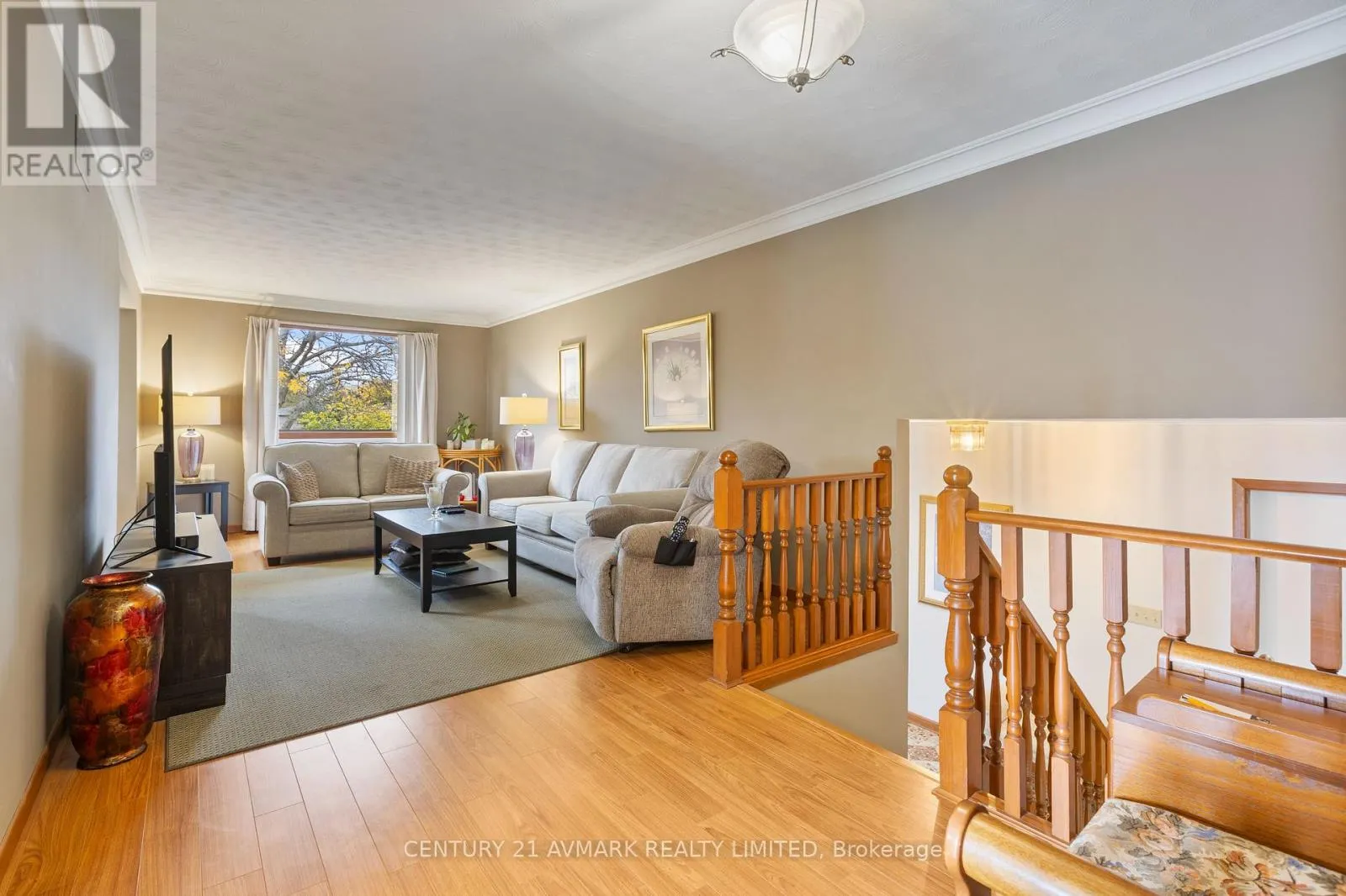 24 HUNTINGTON CIRCLE