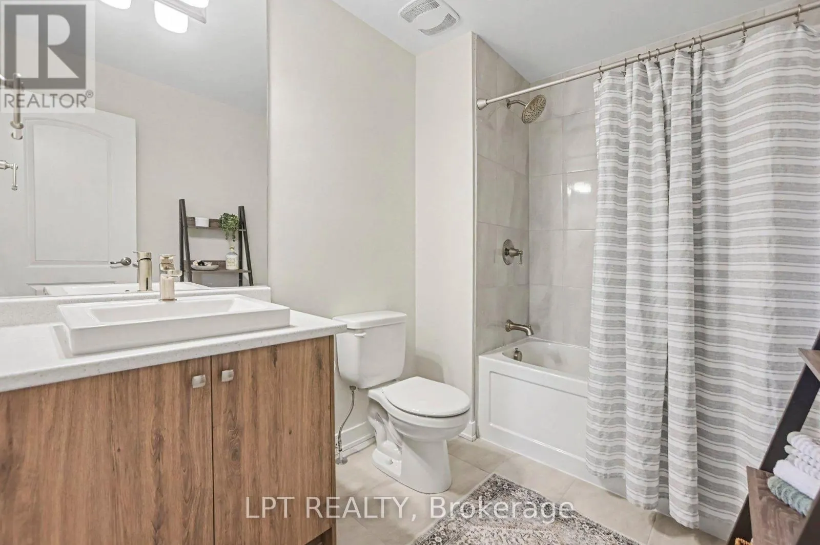 812 KINSTEAD PRIVATE
