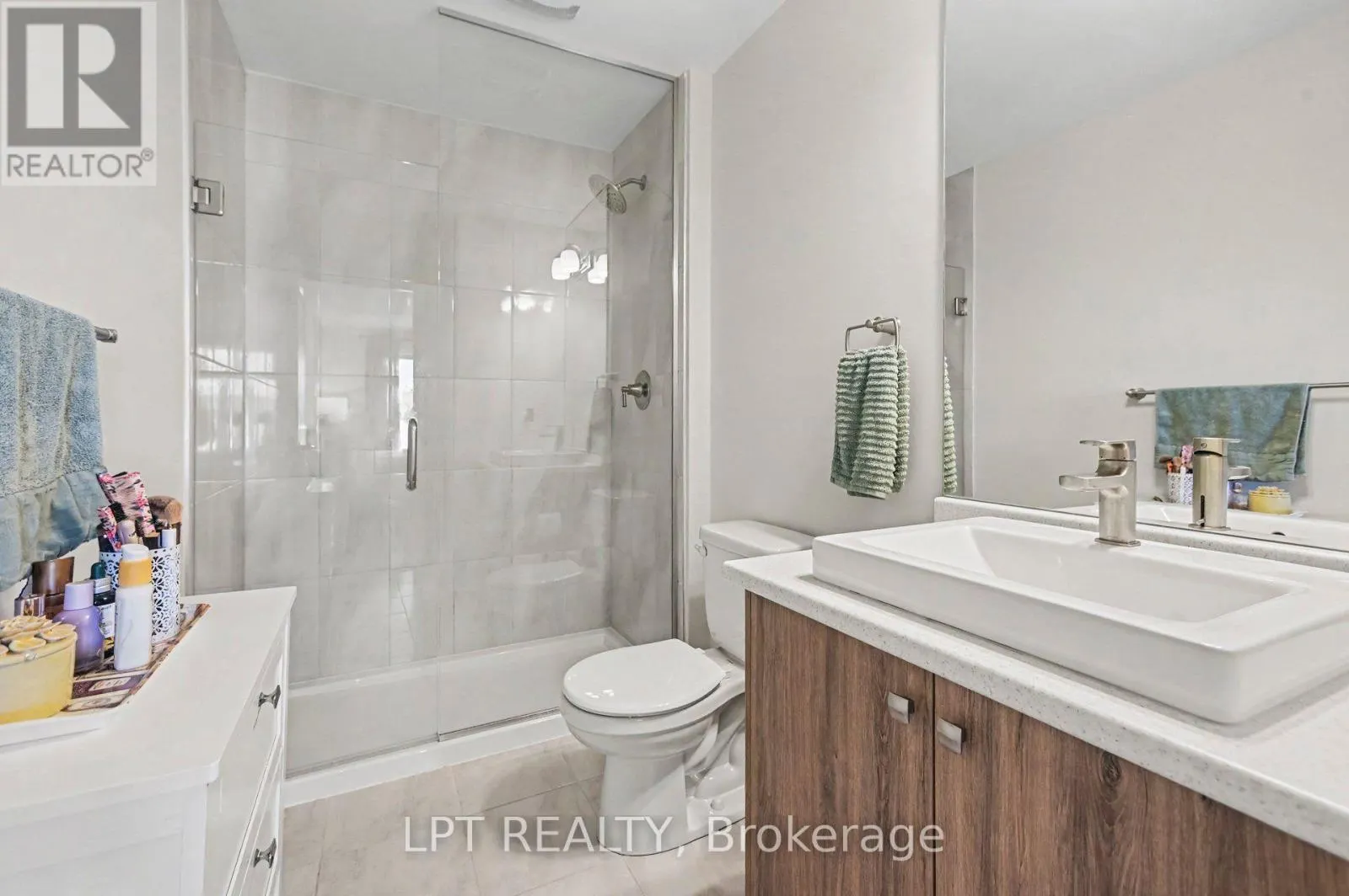 812 KINSTEAD PRIVATE