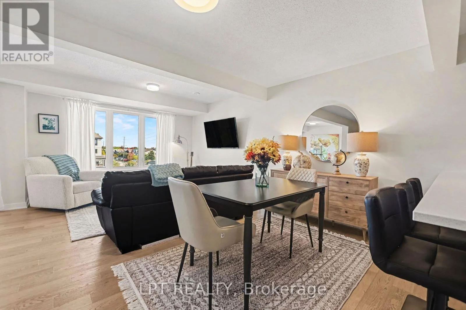 812 KINSTEAD PRIVATE