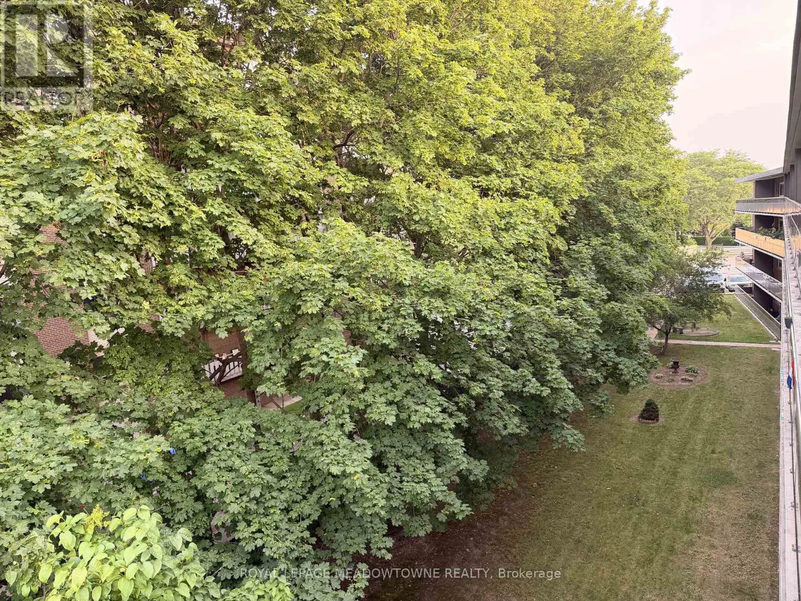 411 - 11 WOODMAN DRIVE