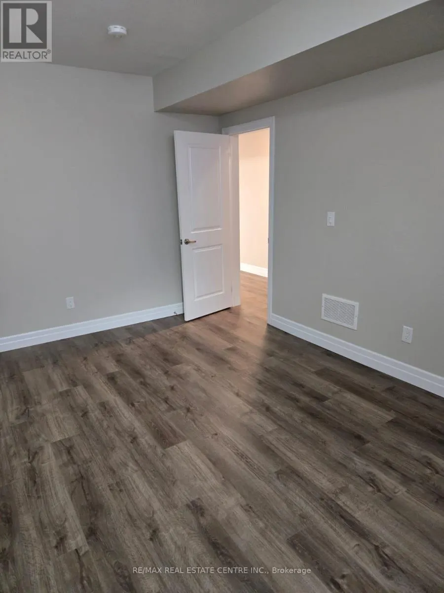 LOWER - 160 BECK STREET
