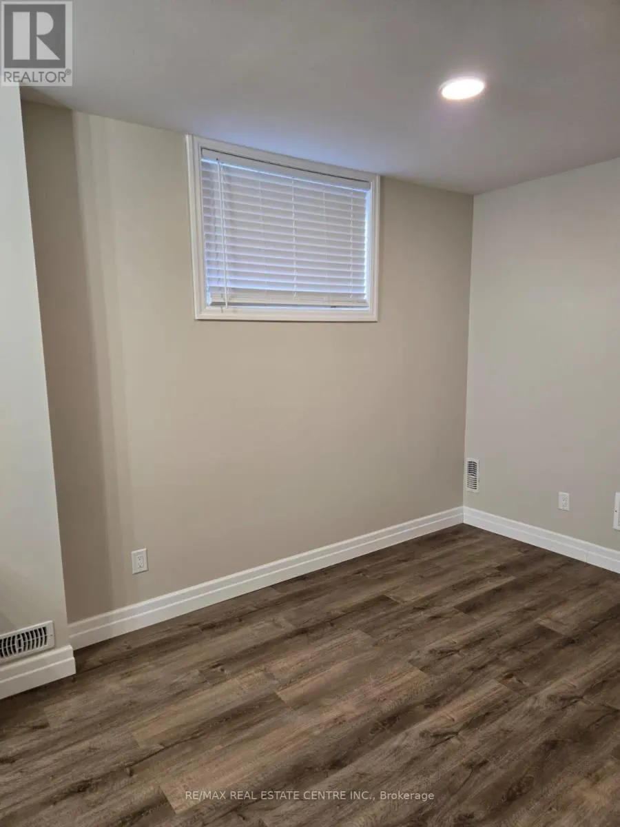 LOWER - 160 BECK STREET