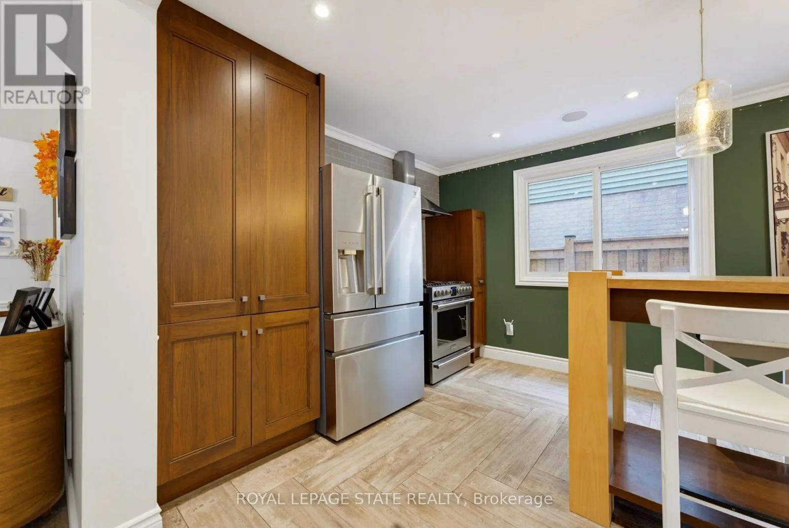 50 FUSILIER DRIVE