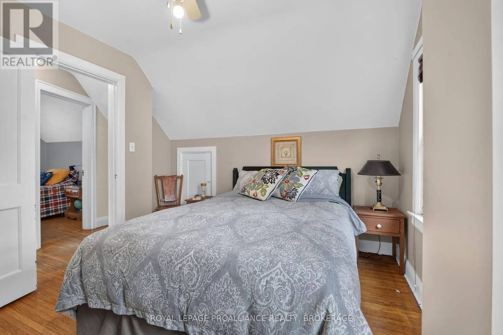 27 DRAYTON AVENUE