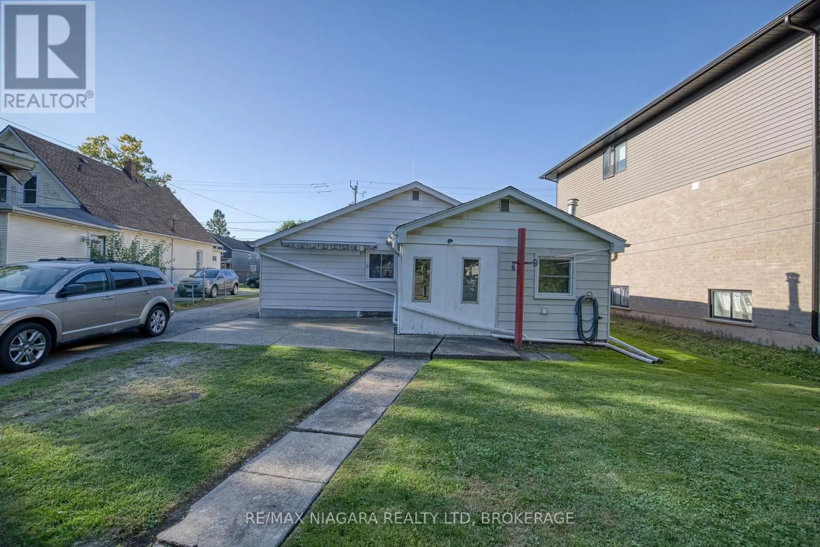 304 JARVIS STREET