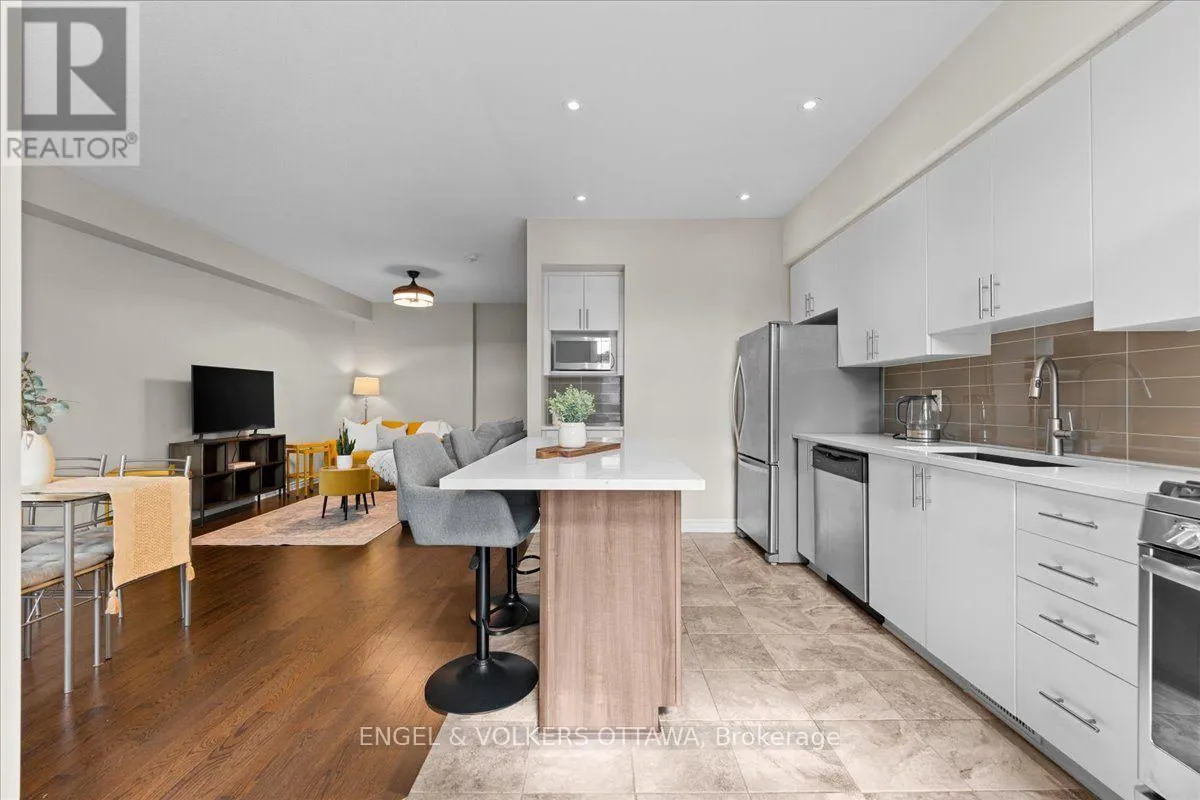 75 BLUEHEART BAY
