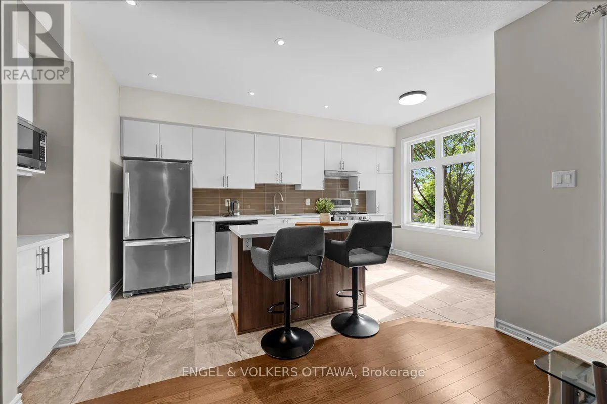 75 BLUEHEART BAY