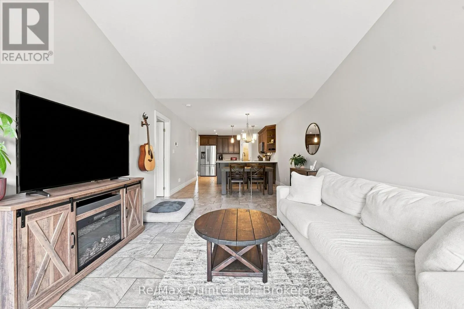 53 ASPEN DRIVE