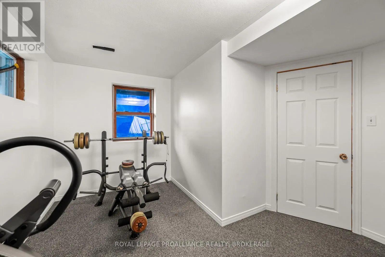 435 COUNTY ROAD 2 E