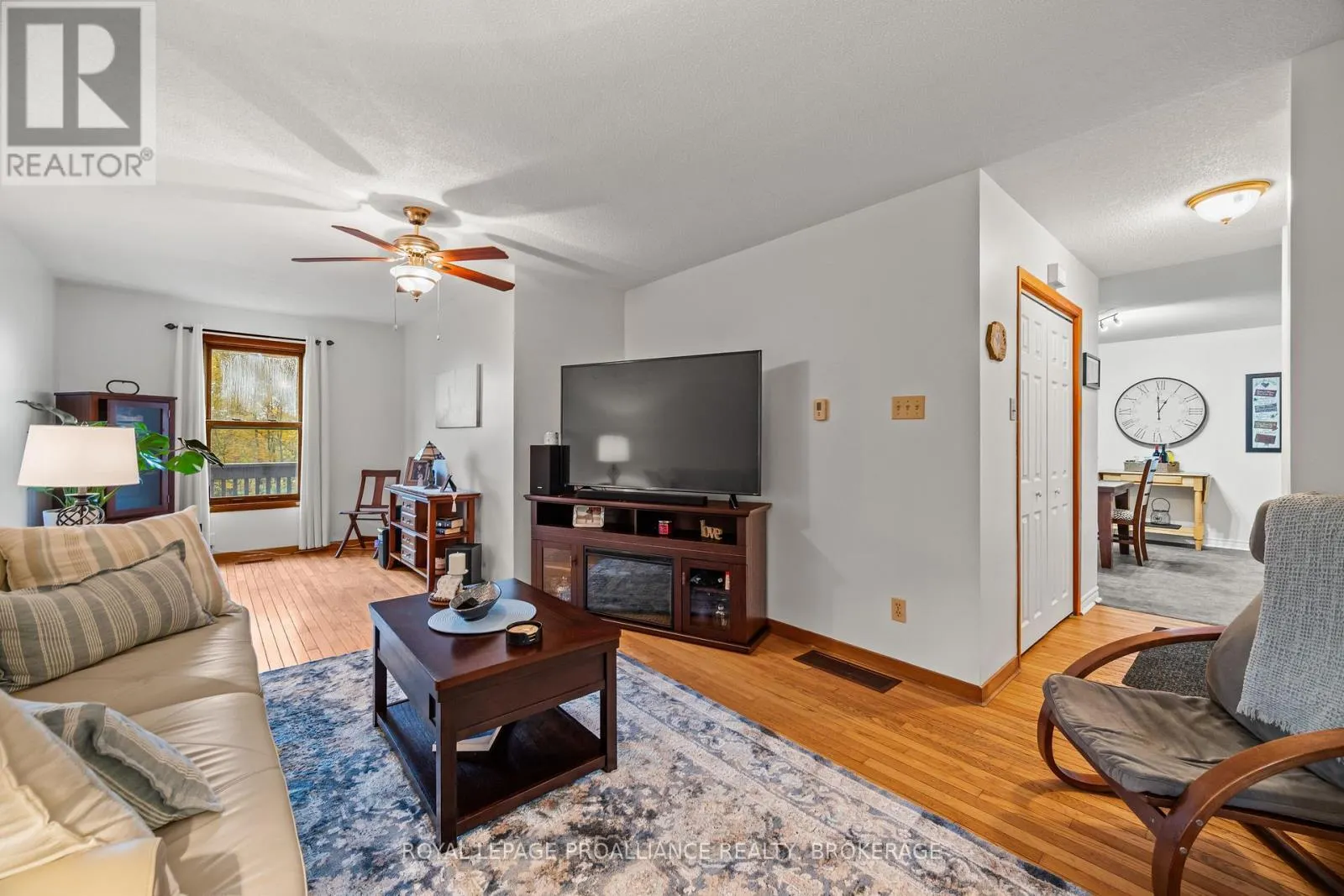 435 COUNTY ROAD 2 E