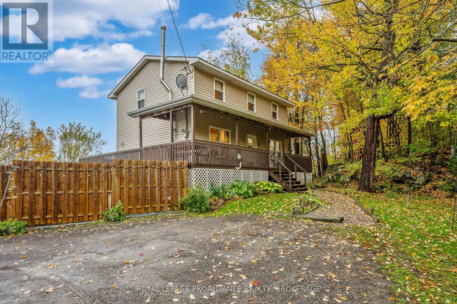 435 COUNTY ROAD 2 E