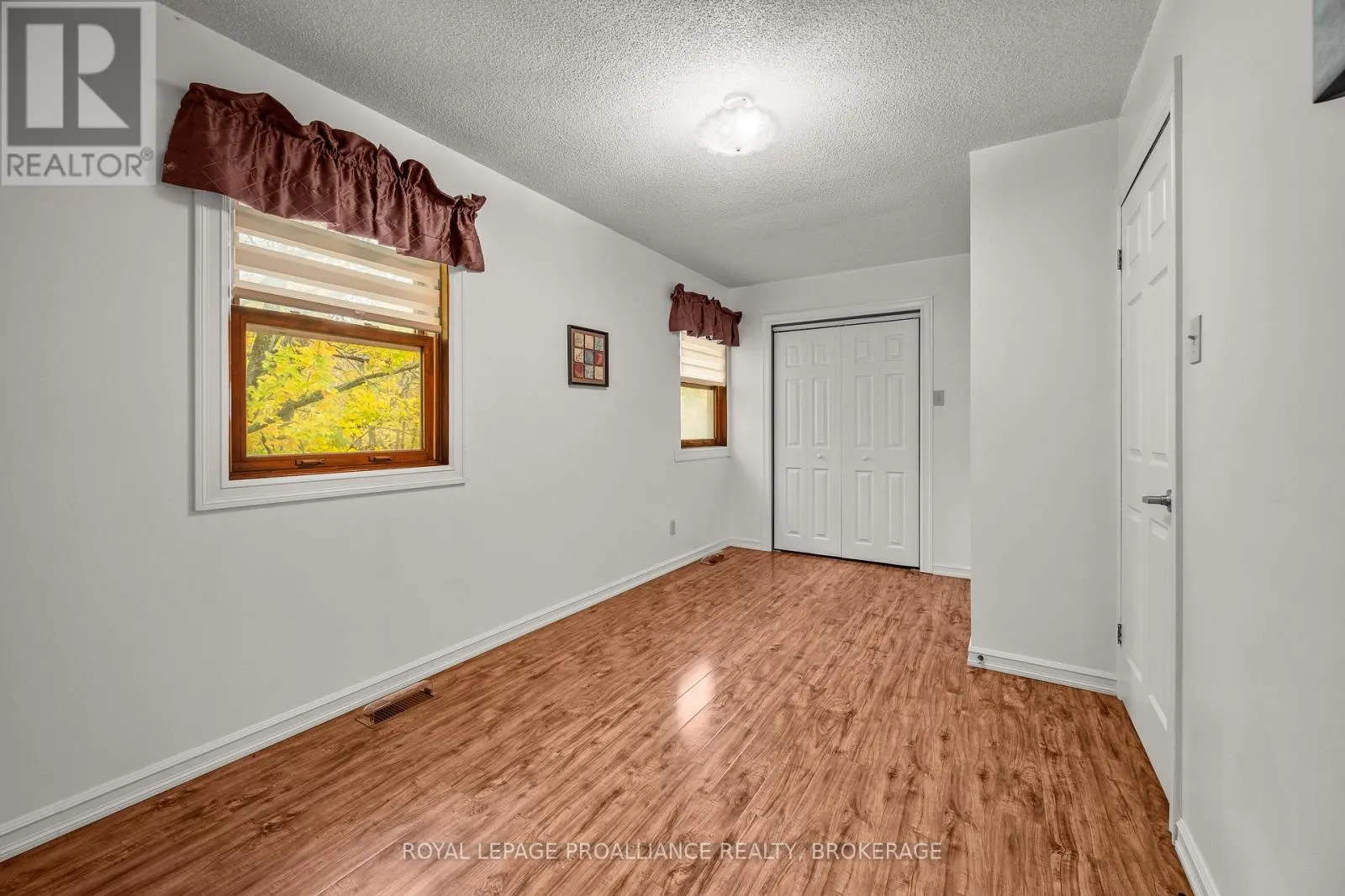 435 COUNTY ROAD 2 E