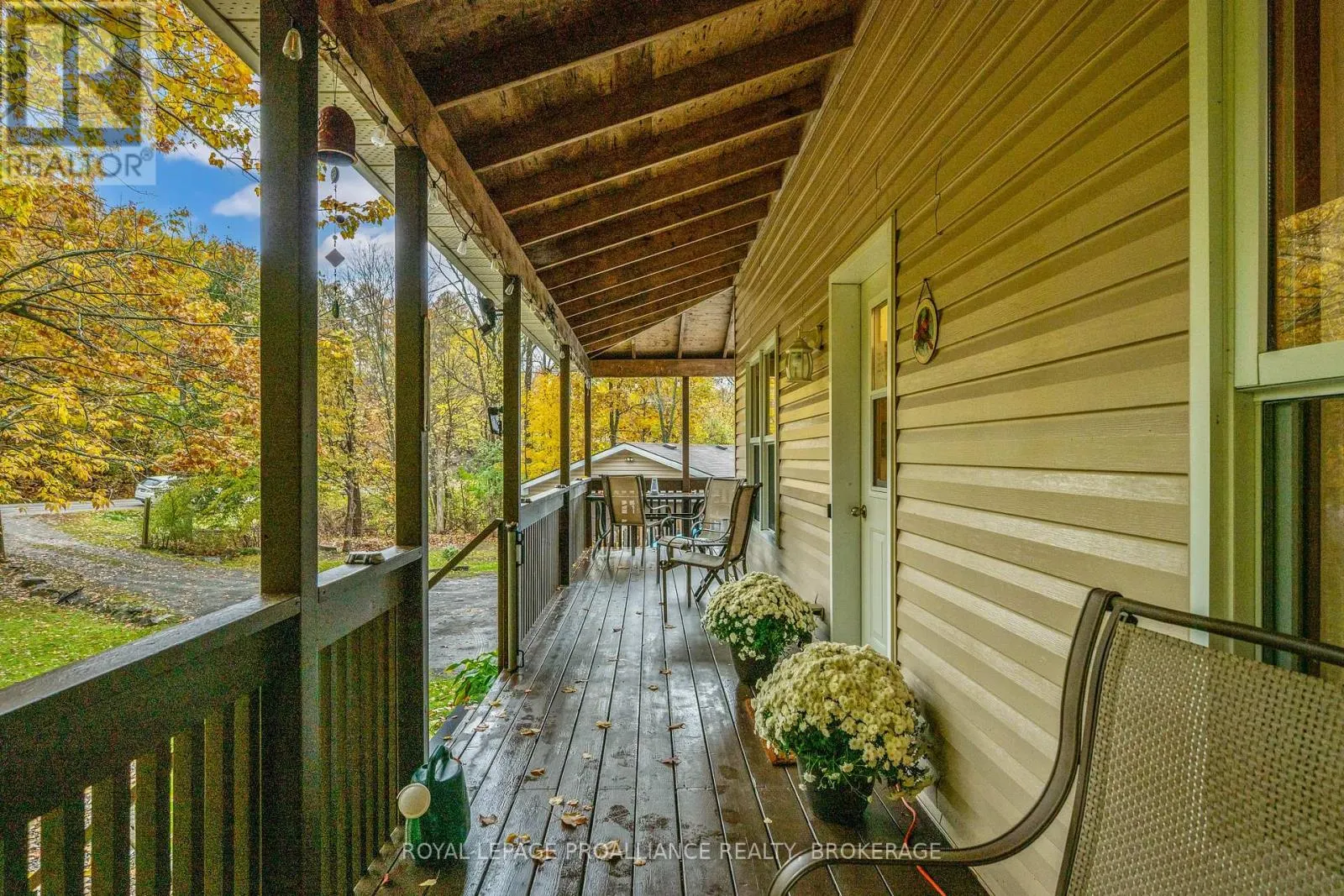 435 COUNTY ROAD 2 E