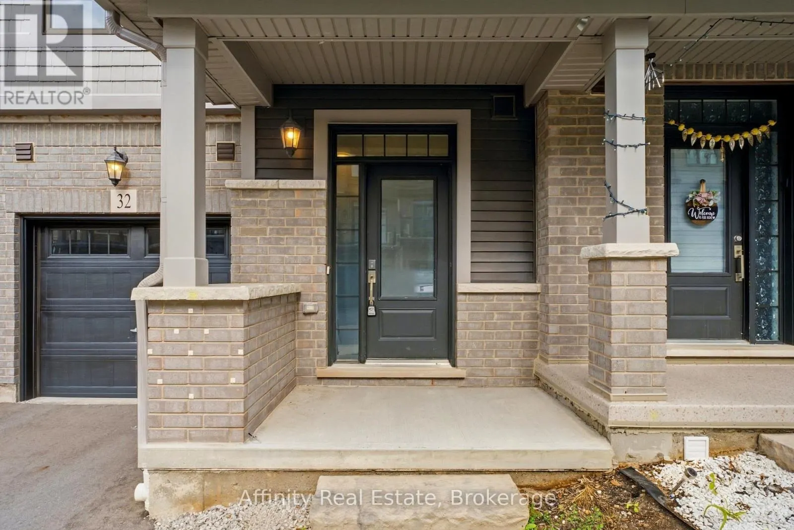 32 - 10 BIRMINGHAM DRIVE