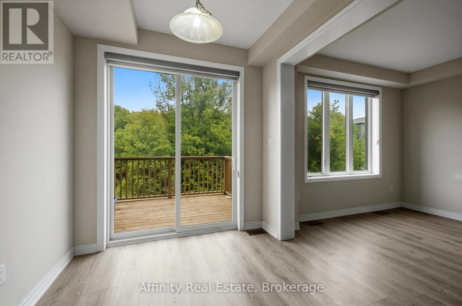 32 - 10 BIRMINGHAM DRIVE