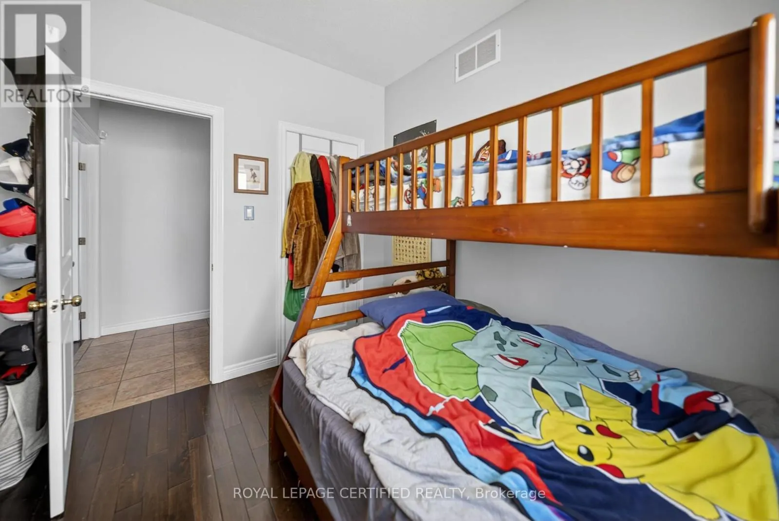 91 CANDLEWOOD DRIVE