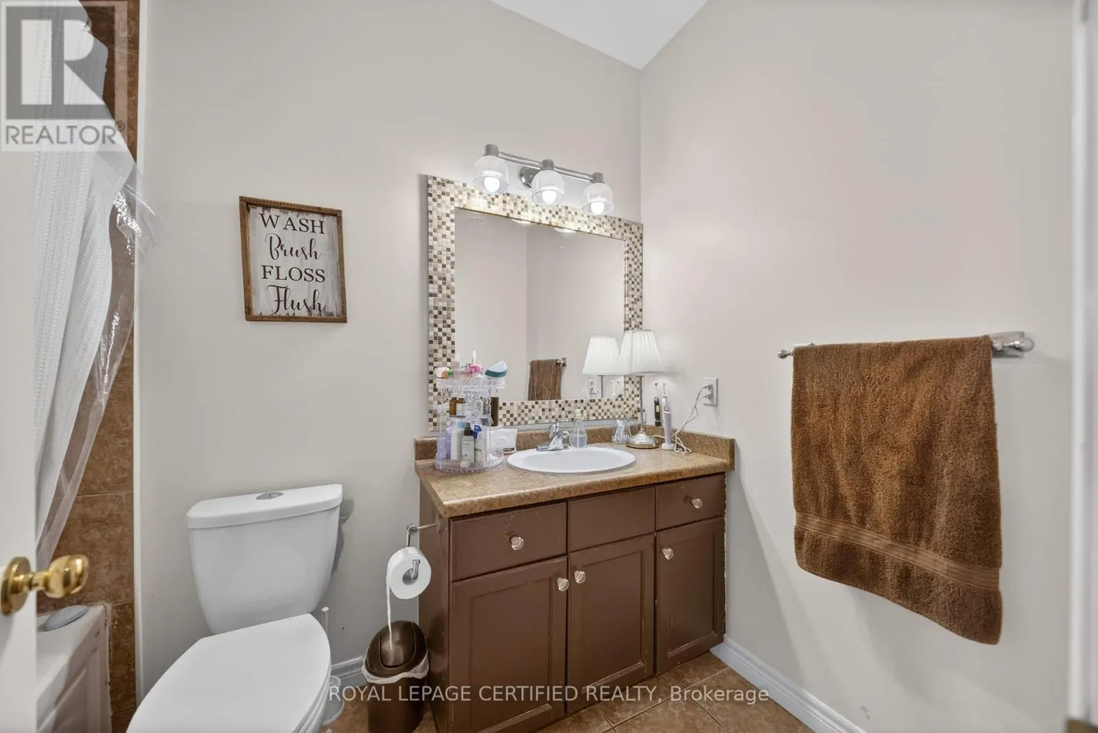 91 CANDLEWOOD DRIVE