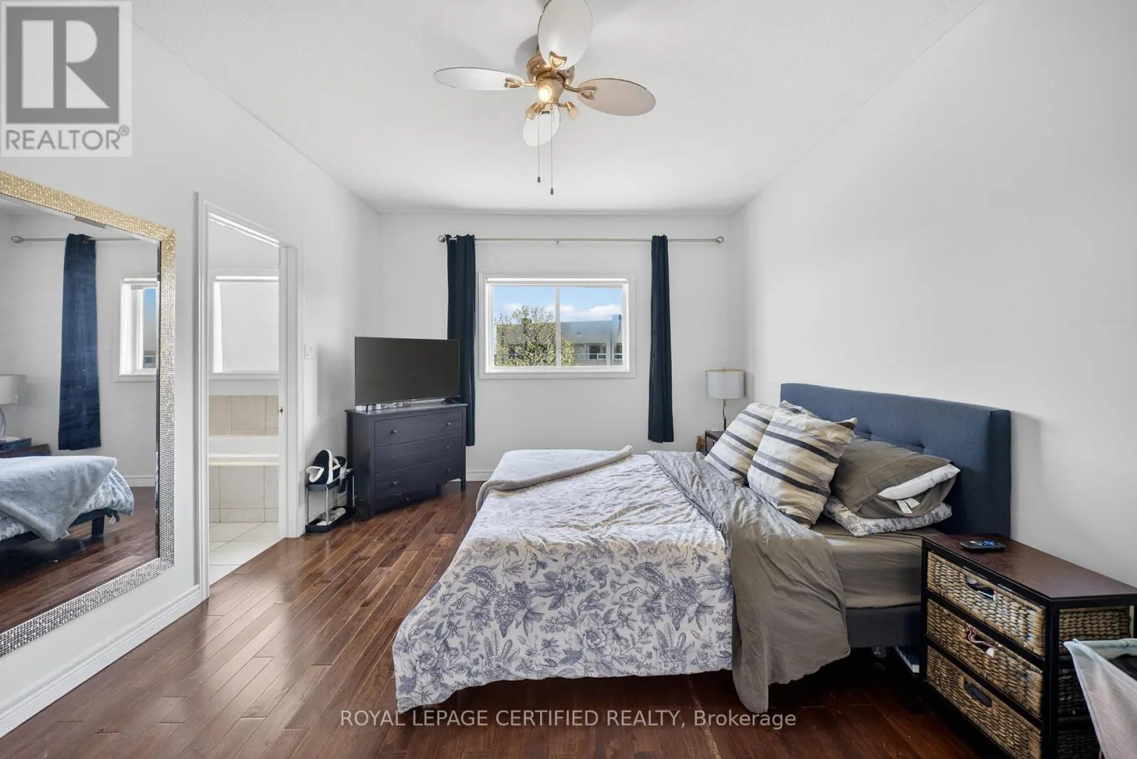 91 CANDLEWOOD DRIVE