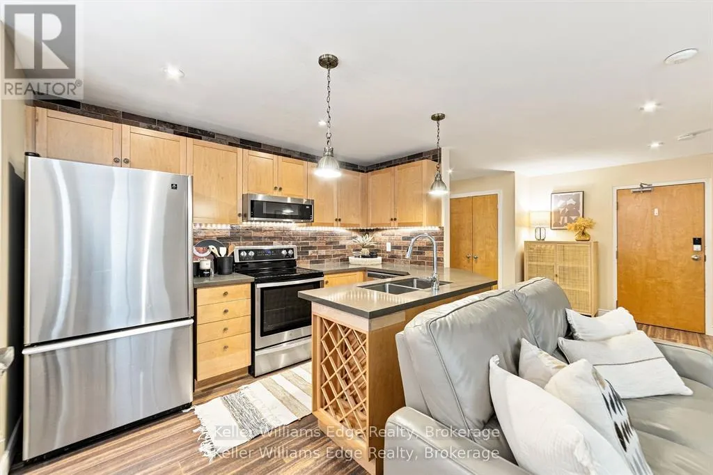 1D - 73 GARFIELD AVENUE S #1D