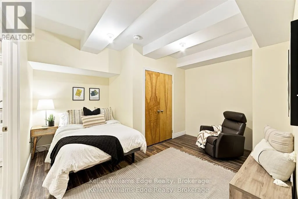 1D - 73 GARFIELD AVENUE S #1D