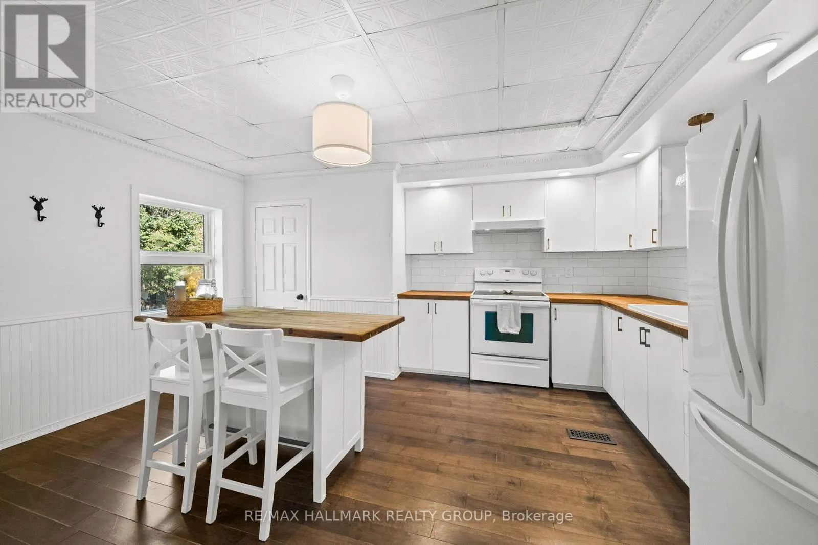 5001 DUNNING ROAD
