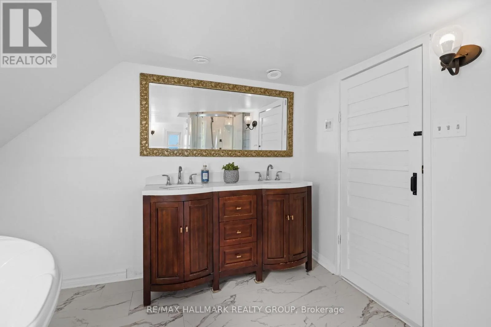 5001 DUNNING ROAD