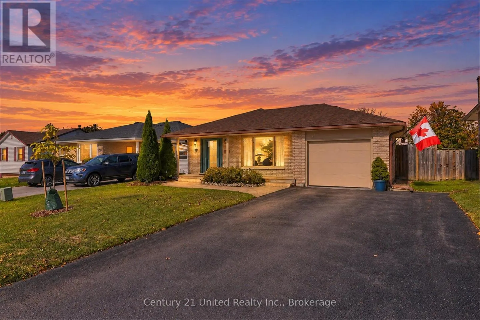 898 SYDENHAM ROAD