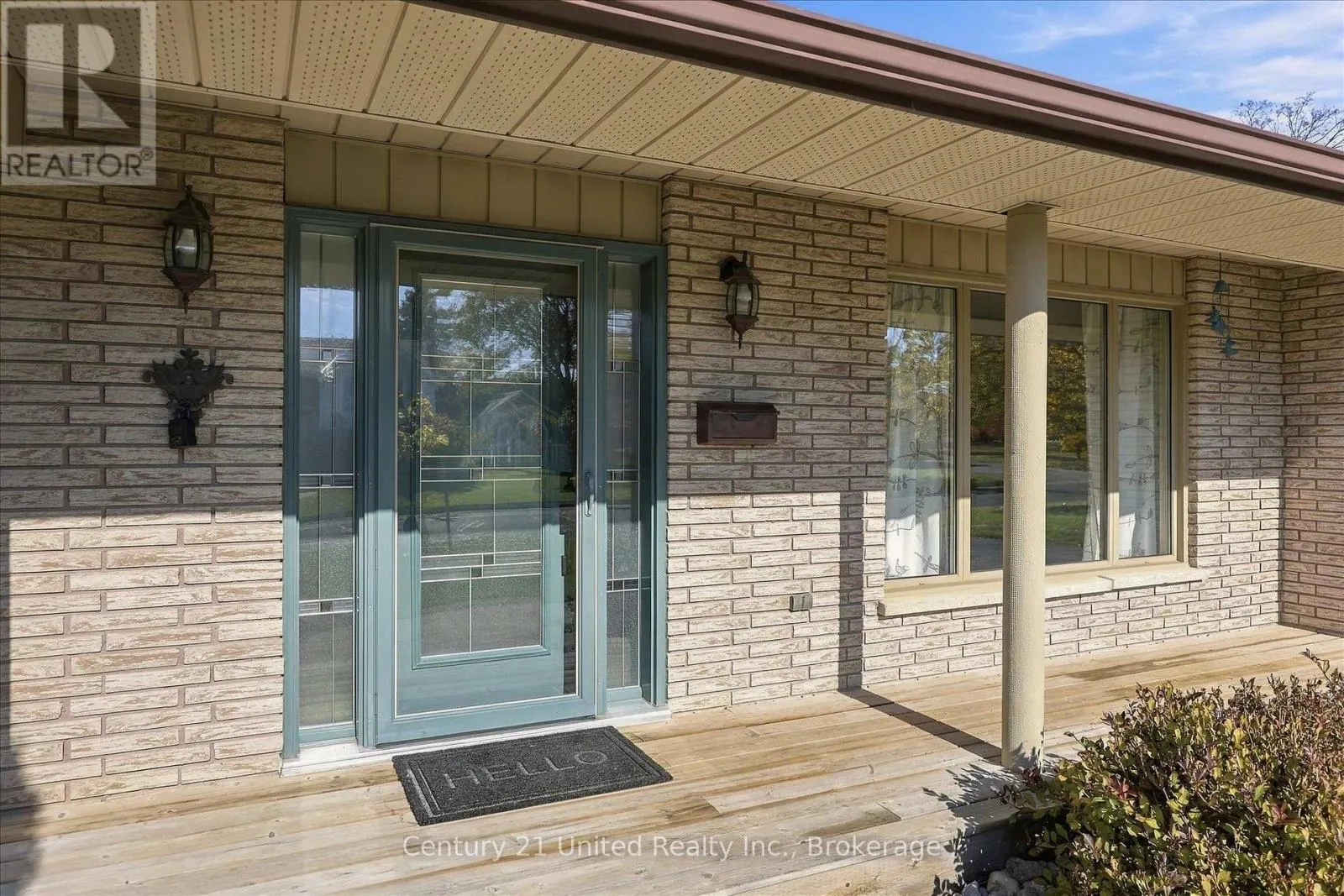 898 SYDENHAM ROAD