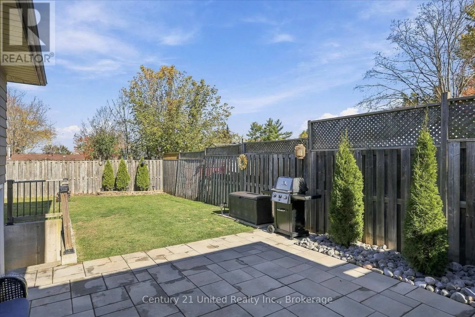 898 SYDENHAM ROAD