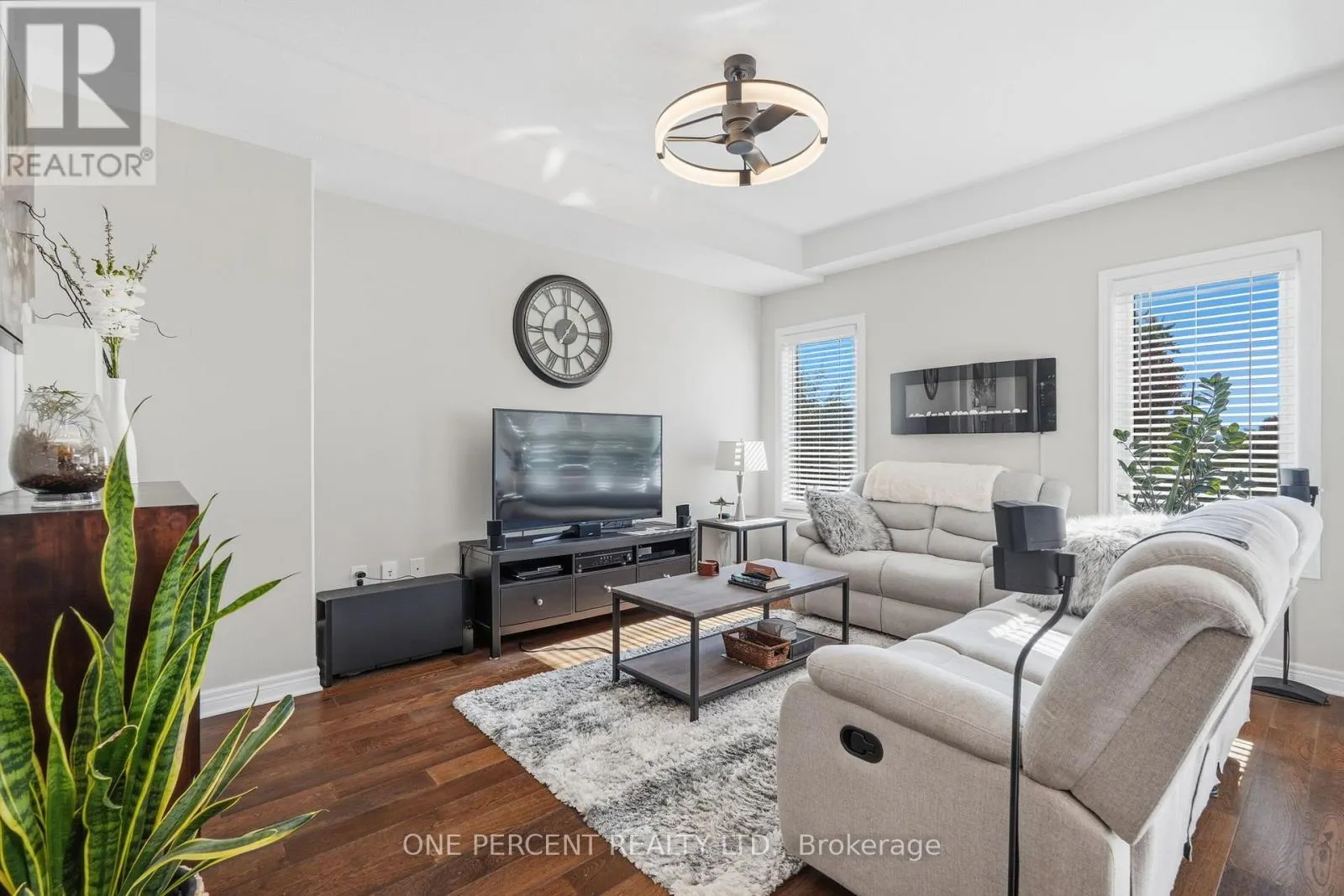 71 LAURENT AVENUE