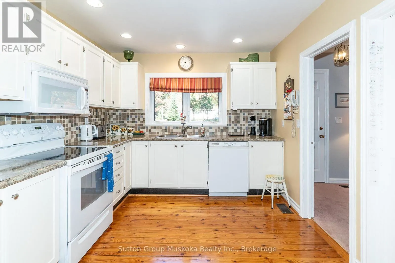 451 MUSKOKA RD #10 ROAD