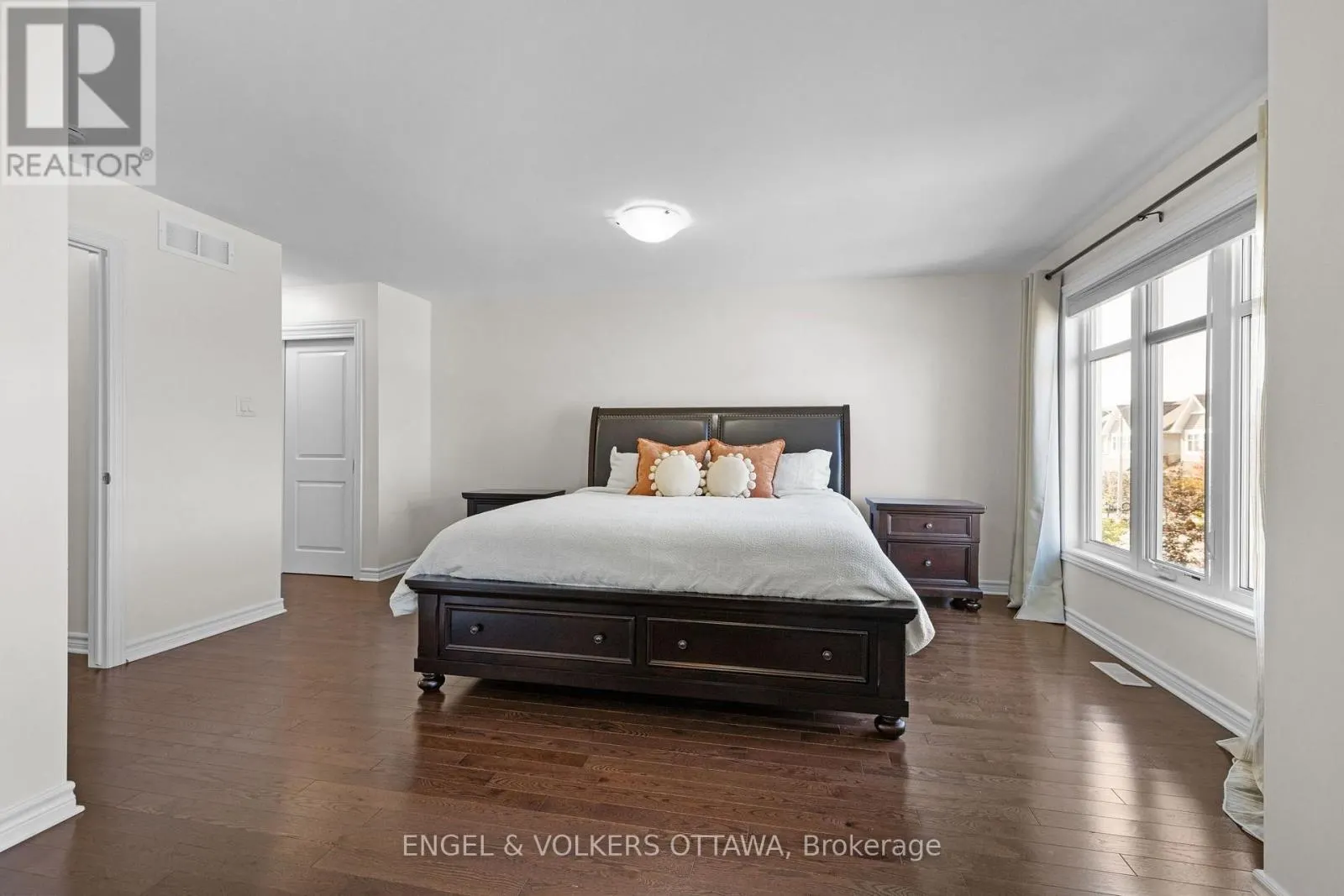 280 WOOD ACRES GROVE