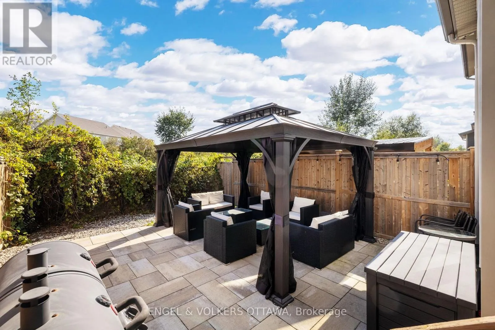 280 WOOD ACRES GROVE