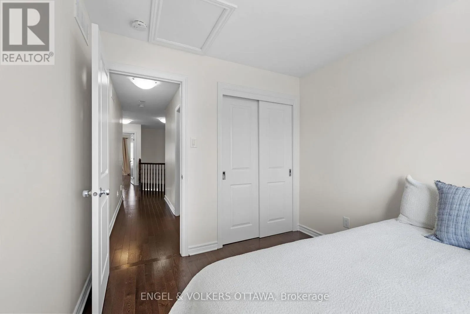 280 WOOD ACRES GROVE