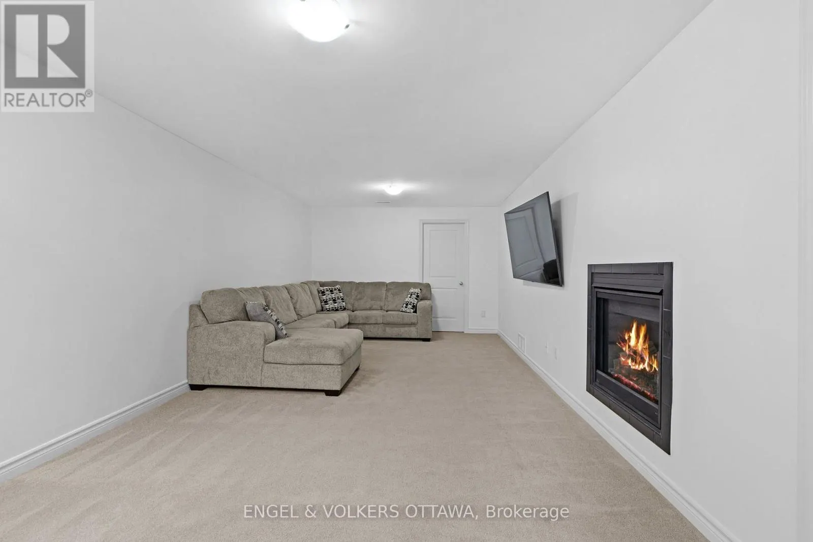 280 WOOD ACRES GROVE