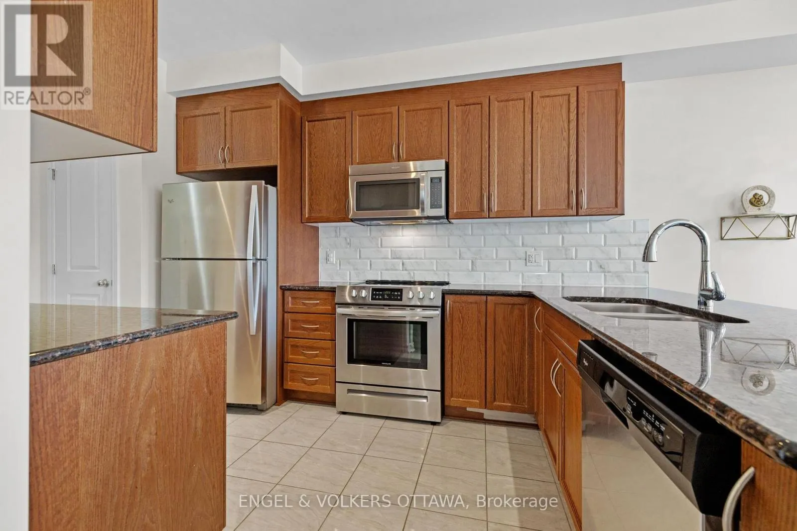 280 WOOD ACRES GROVE