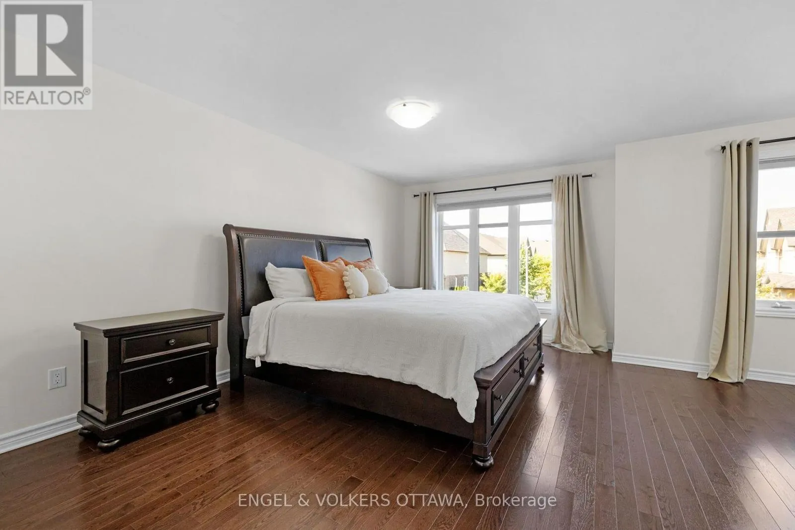 280 WOOD ACRES GROVE