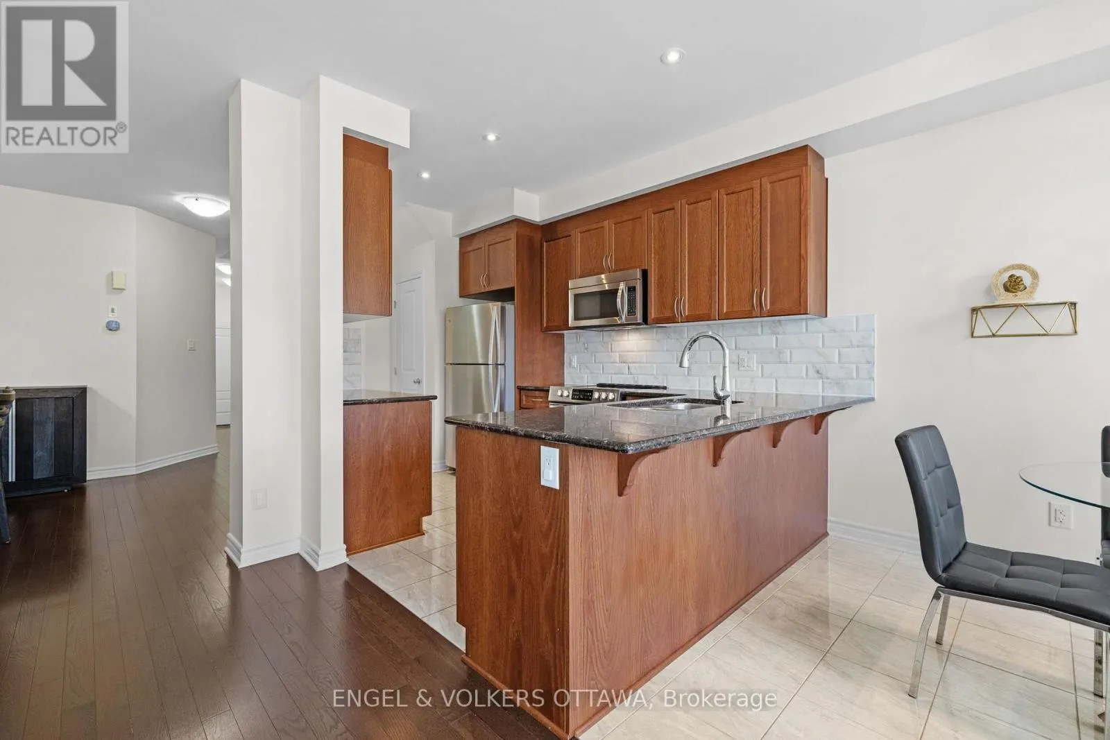 280 WOOD ACRES GROVE