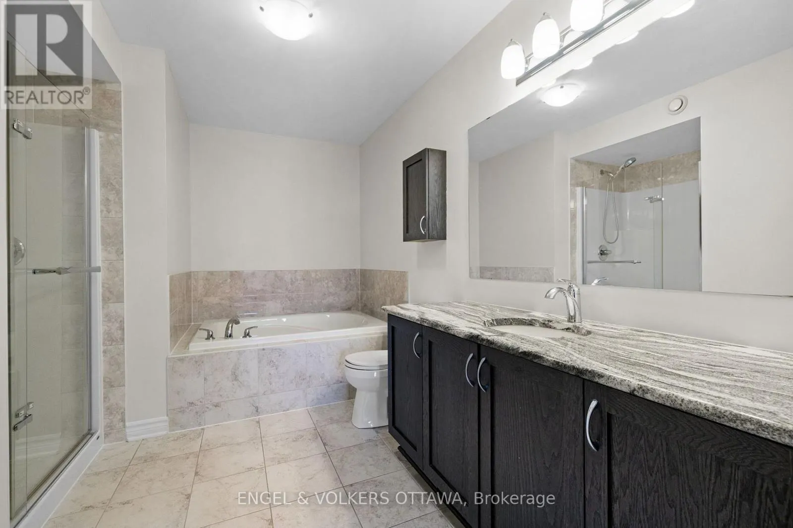 280 WOOD ACRES GROVE