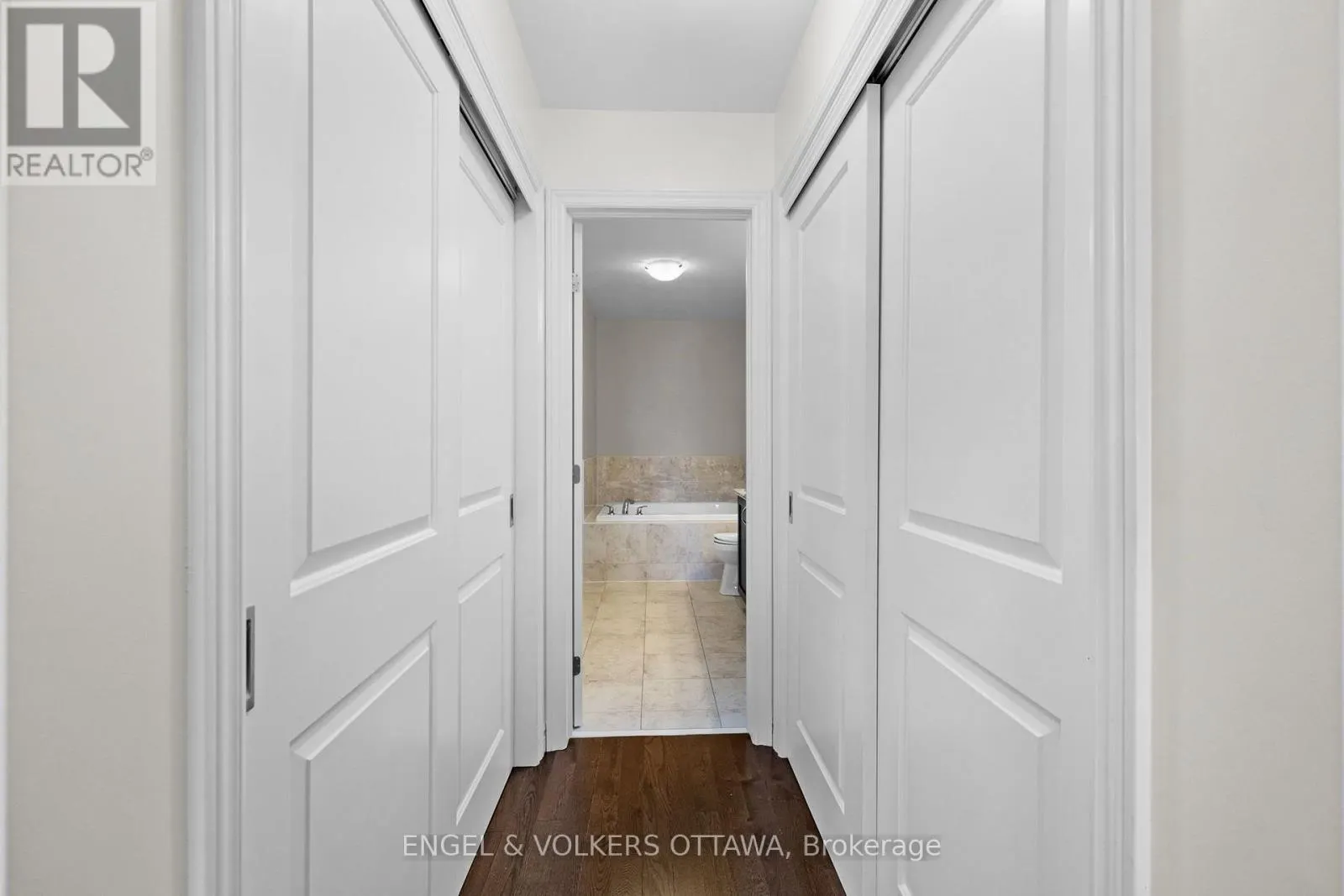 280 WOOD ACRES GROVE