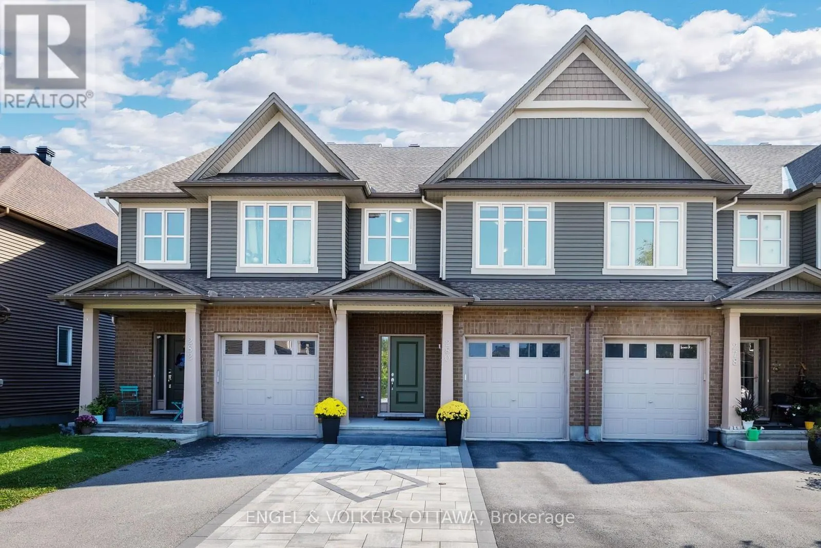 280 WOOD ACRES GROVE