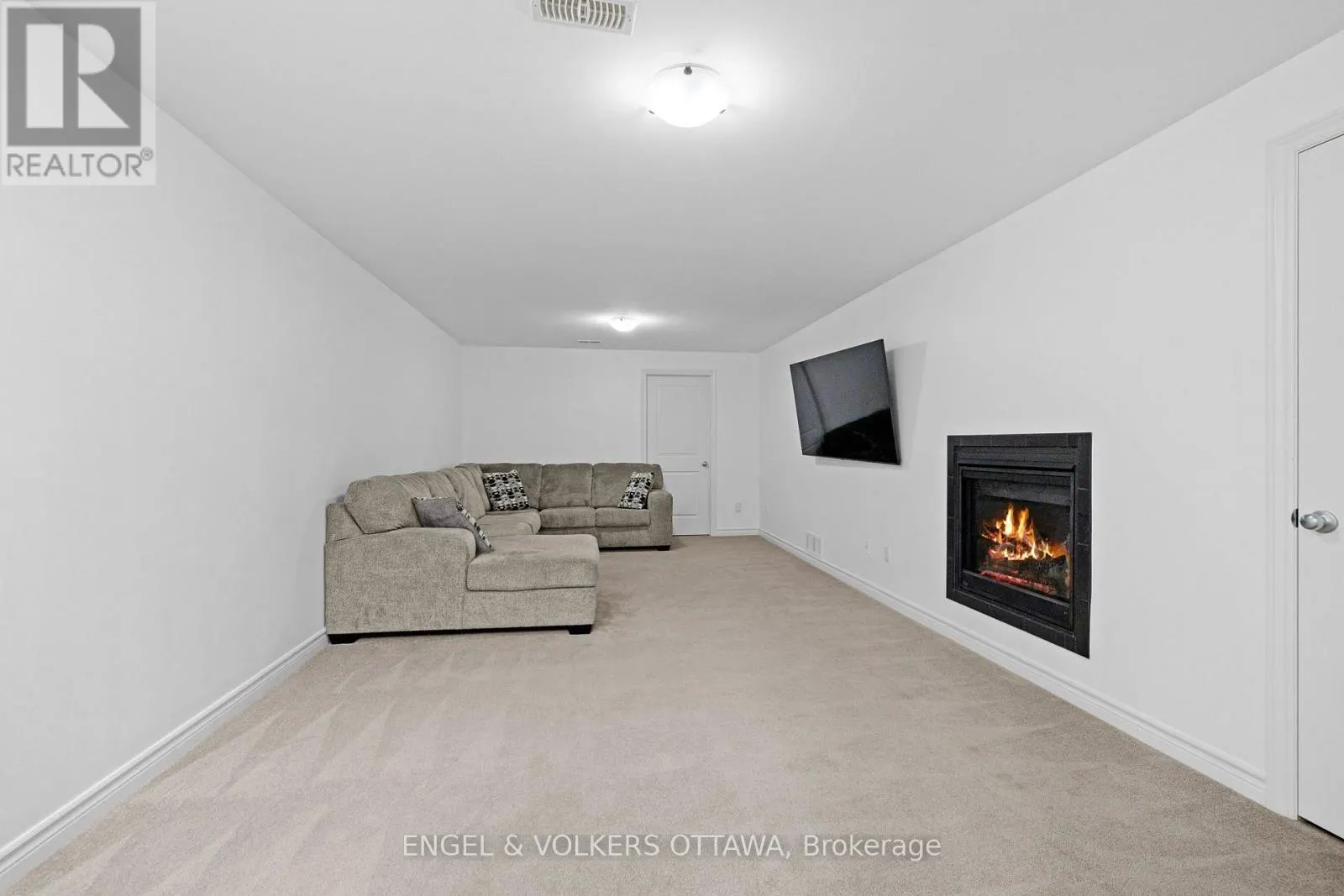 280 WOOD ACRES GROVE