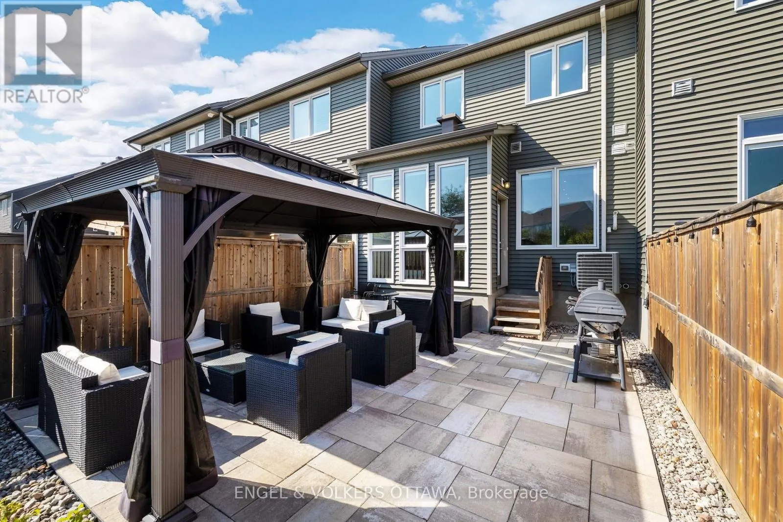 280 WOOD ACRES GROVE