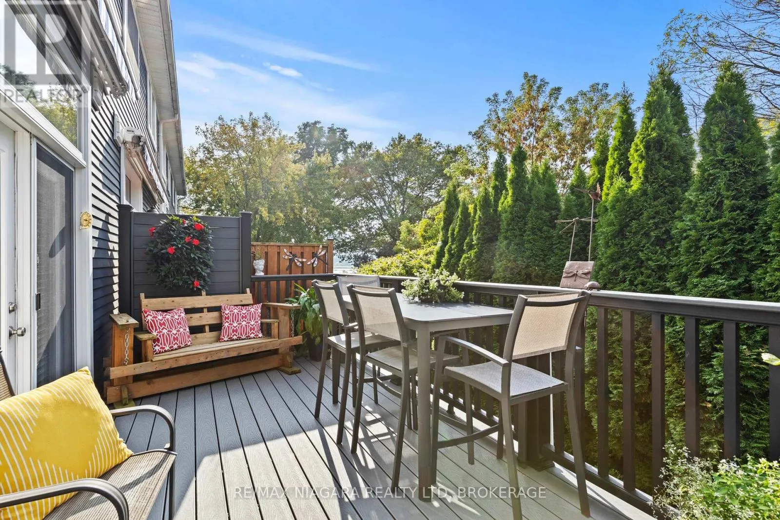 3 - 88 LAKEPORT ROAD #3