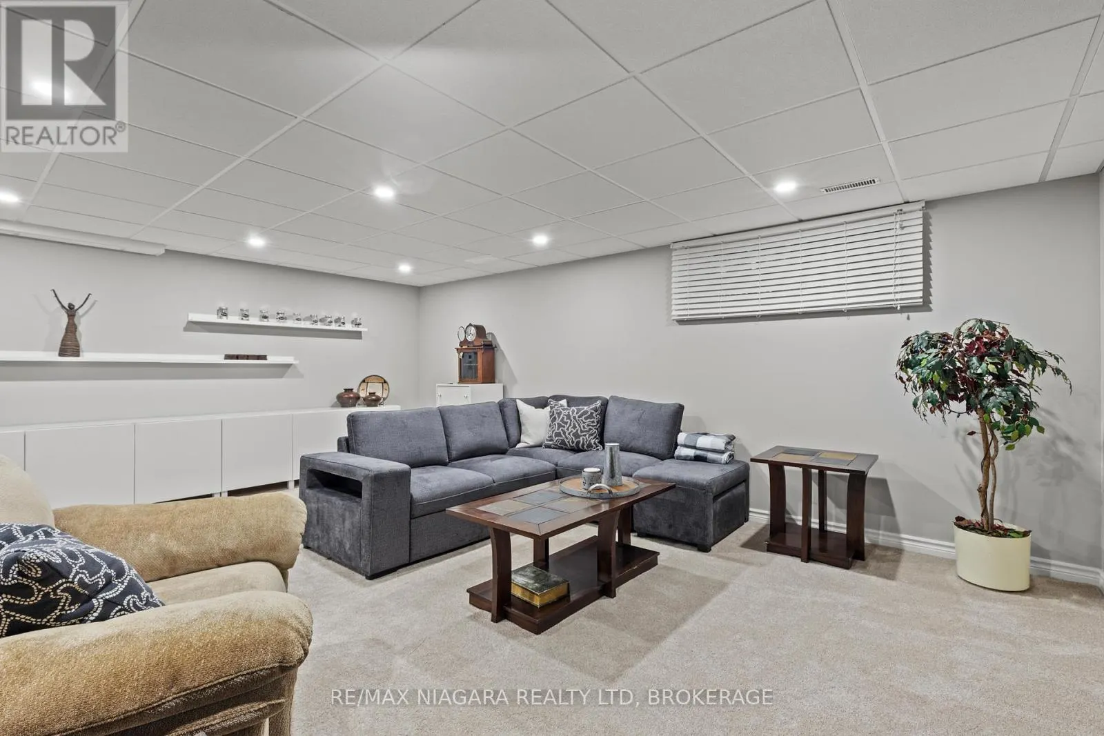 3 - 88 LAKEPORT ROAD #3
