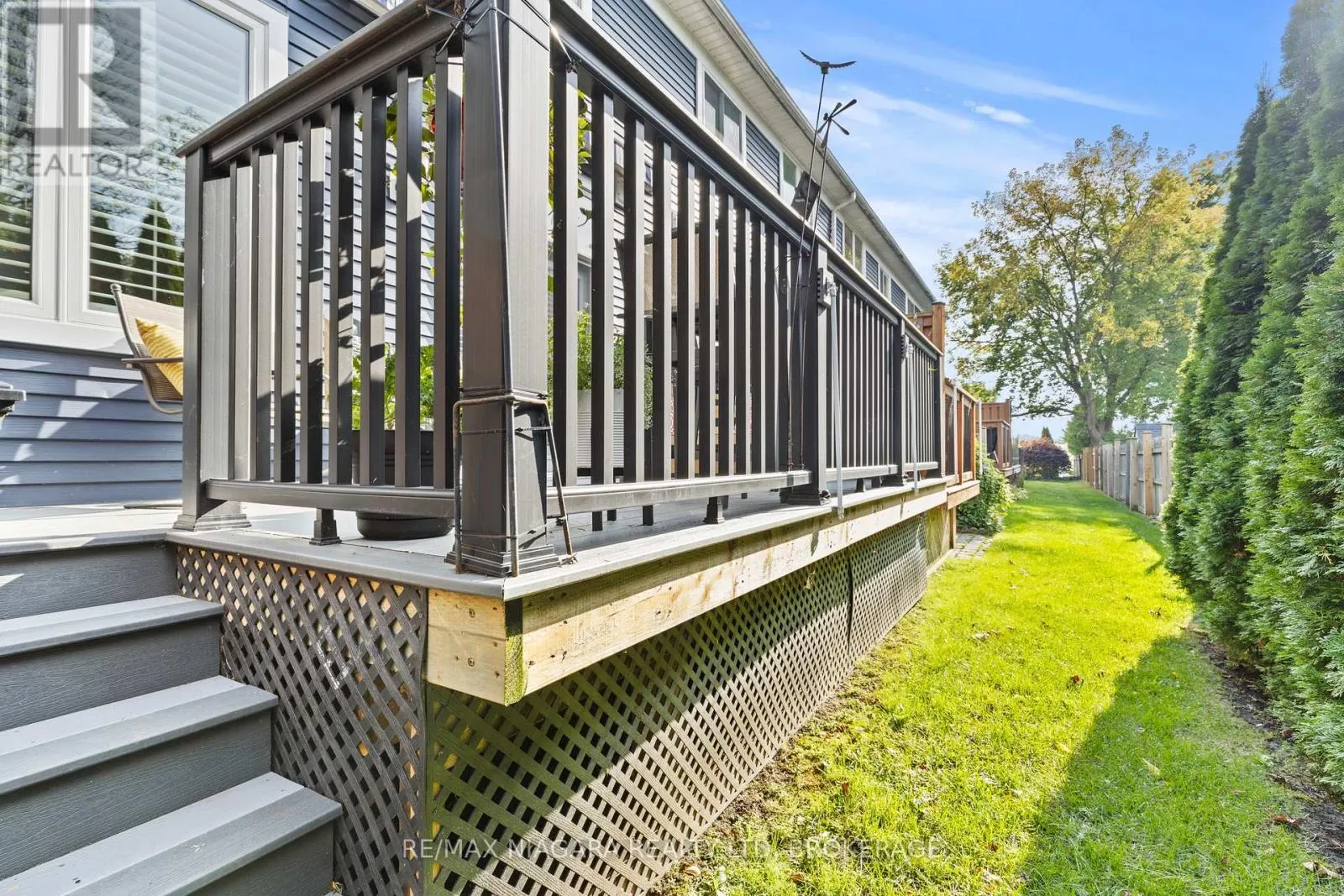 3 - 88 LAKEPORT ROAD #3