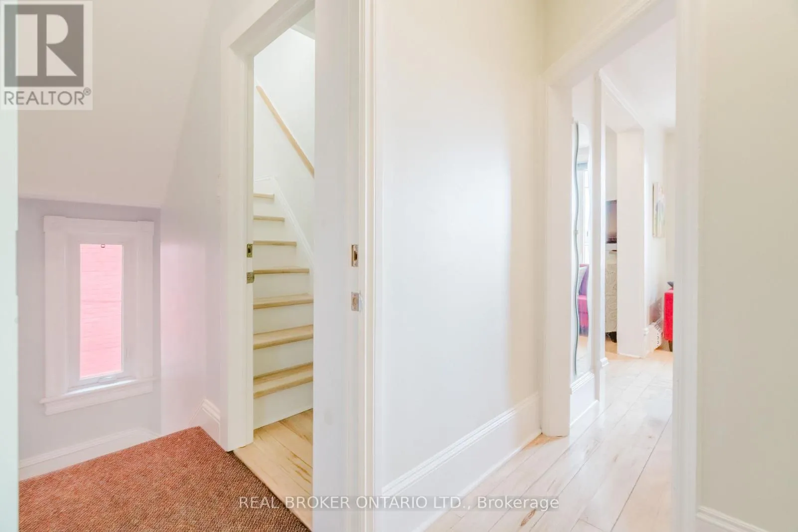 33 ARGYLE AVENUE